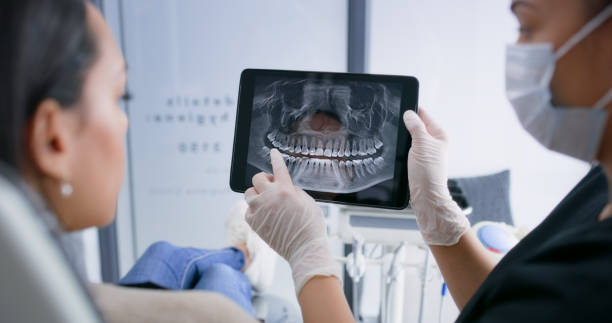 Licensed Tooth Extraction service in El Paso, IL - Smile Center Dentistry